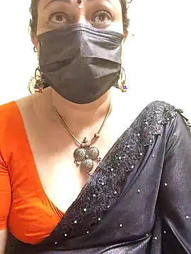 Snapshot of rekha_naier chatting on February 22, 2025, 2:39 am rekha naier online show from February 22, 2025, 2:39 am