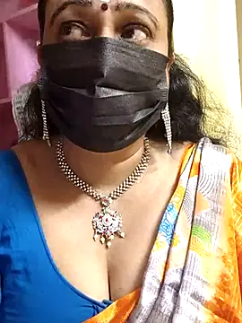 Snapshot of rekha_naier chatting on February 23, 2025, 1:42 pm rekha naier online show from February 23, 2025, 1:42 pm