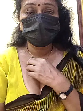 Snapshot of rekha_naier chatting on March 14, 2025, 4:40 pm rekha naier online show from March 14, 2025, 4:40 pm