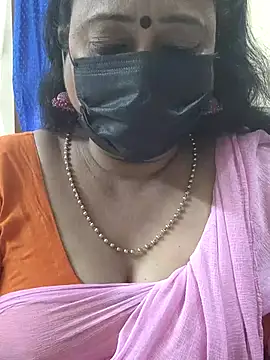 Snapshot of rekha_naier chatting on October 17, 2025, 7:22 am rekha naier online show from October 17, 2025, 7:22 am