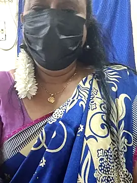 Snapshot of rekha_naier chatting on June 19, 2026, 5:50 pm rekha naier online show from June 19, 2026, 5:50 pm