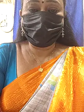 Snapshot of rekha_naier chatting on June 23, 2026, 1:09 pm rekha naier online show from June 23, 2026, 1:09 pm