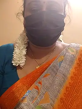 Snapshot of rekha_naier chatting on July 4, 2026, 3:29 pm rekha naier online show from July 4, 2026, 3:29 pm