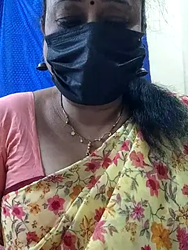 Snapshot of rekha_naier chatting on July 6, 2026, 1:19 pm rekha naier online show from July 6, 2026, 1:19 pm