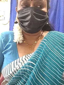 Snapshot of rekha_naier chatting on July 8, 2026, 4:33 pm rekha naier online show from July 8, 2026, 4:33 pm
