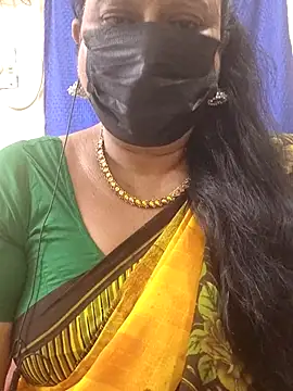 Snapshot of rekha_naier chatting on July 15, 2026, 5:18 pm rekha naier online show from July 15, 2026, 5:18 pm