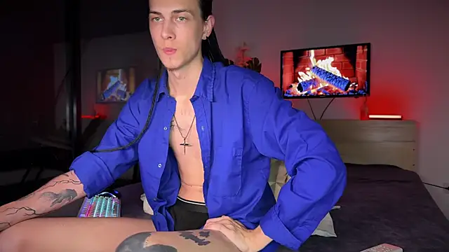 Snapshot of Den_BlueXx chatting on July 12, 2026, 9:50 pm Den BlueXx online show from July 12, 2026, 9:50 pm