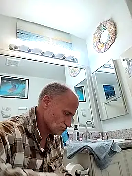 DatingProfile USA 43 str8 online show from February 23, 2025, 5:23 am