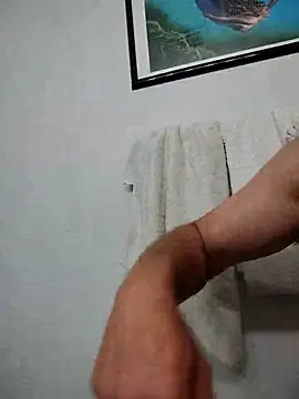 DatingProfile USA 43 str8 online show from February 26, 2025, 8:37 am