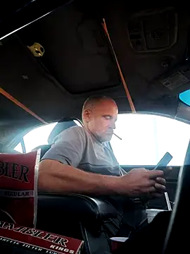 DatingProfile USA 43 str8 online show from November 29, 2025, 2:31 pm