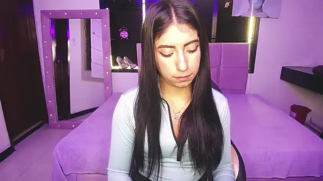 Snapshot of Angela_Diaz_ chatting on February 4, 2025, 3:36 pm Angela Diaz online show from February 4, 2025, 3:36 pm