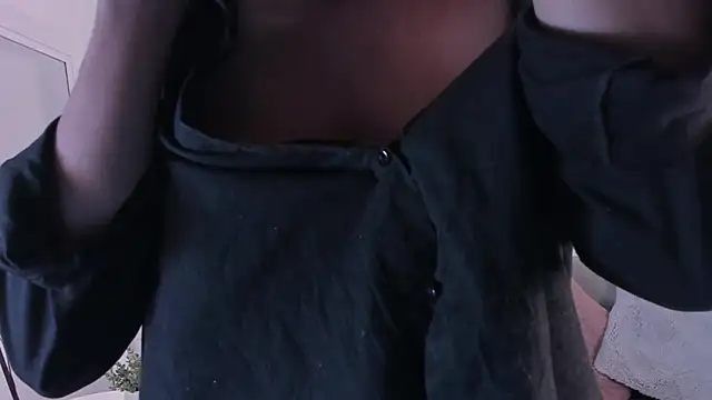 EmmaaCoel online show from December 21, 2024, 5:40 pm