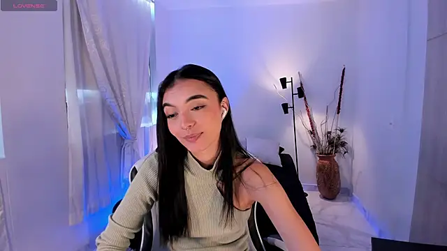 AnabelWolf online show from September 17, 2025, 4:08 pm