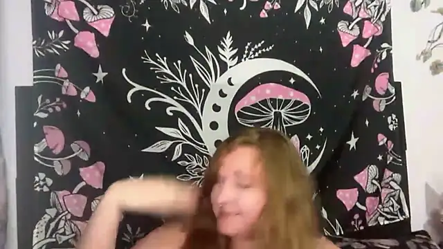 thickgingergoddess online show from October 13, 2025, 11:49 pm