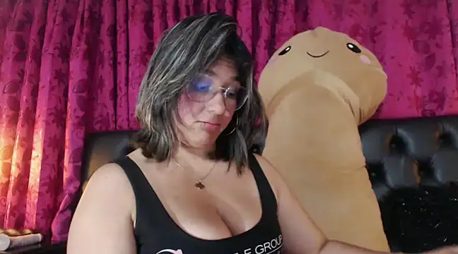 Pandoracherry online show from January 6, 2025, 2:15 am