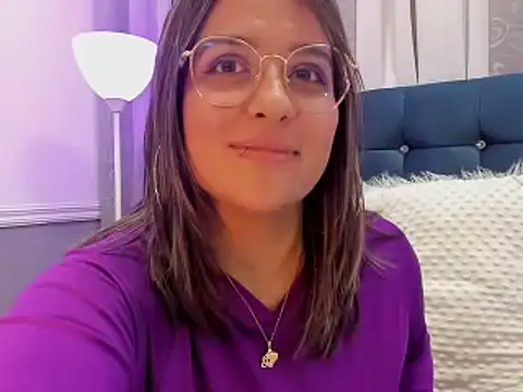 Pandoracherry online show from March 22, 2025, 10:06 am