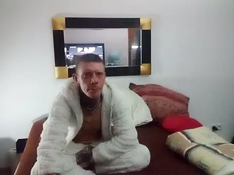 Tattooguy 86 online show from November 22, 2025, 1:48 am