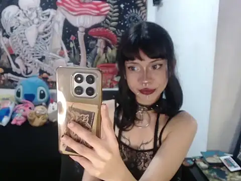 hachi kitty online show from April 11, 2026, 1:10 am