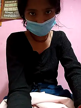 Snapshot of BabySlimmy10 chatting on December 13, 2024, 7:10 pm BabySlimmy10 online show from December 13, 2024, 7:10 pm