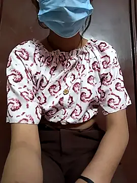 Snapshot of BabySlimmy10 chatting on December 14, 2024, 10:07 pm BabySlimmy10 online show from December 14, 2024, 10:07 pm