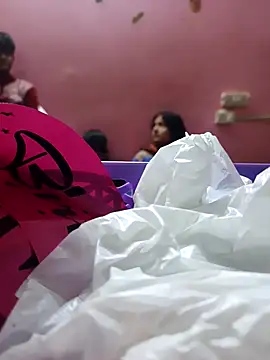 Snapshot of BabySlimmy10 chatting on December 3, 2025, 6:50 pm BabySlimmy10 online show from December 3, 2025, 6:50 pm