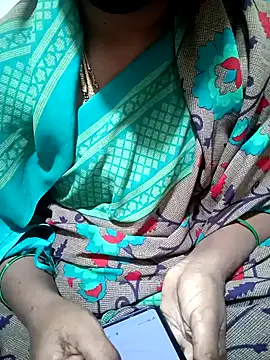 Snapshot of Cute-chinny chatting on January 2, 2025, 6:12 pm Cute-chinny online show from January 2, 2025, 6:12 pm