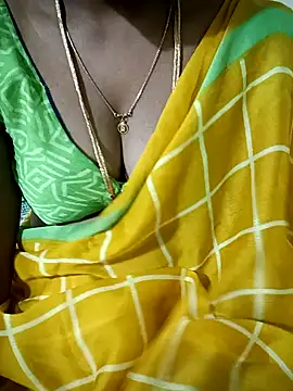 Snapshot of Cute-chinny chatting on January 14, 2025, 3:26 pm Cute-chinny online show from January 14, 2025, 3:26 pm