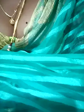 Snapshot of Cute-chinny chatting on January 22, 2025, 5:17 pm Cute-chinny online show from January 22, 2025, 5:17 pm