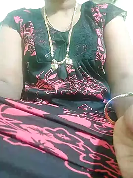 Snapshot of Cute-chinny chatting on January 28, 2025, 1:18 am Cute-chinny online show from January 28, 2025, 1:18 am