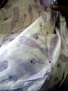 Snapshot of Cute-chinny chatting on January 28, 2025, 5:14 pm Cute-chinny online show from January 28, 2025, 5:14 pm