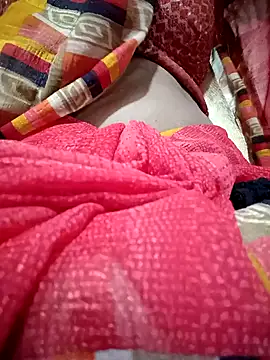 Snapshot of Cute-chinny chatting on February 4, 2025, 5:55 pm Cute-chinny online show from February 4, 2025, 5:55 pm