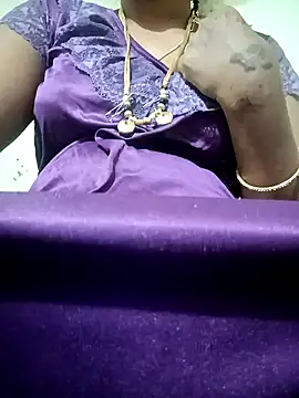 Snapshot of Cute-chinny chatting on February 6, 2025, 12:43 am Cute-chinny online show from February 6, 2025, 12:43 am