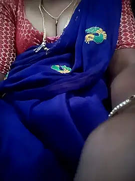 Snapshot of Cute-chinny chatting on February 7, 2025, 8:55 am Cute-chinny online show from February 7, 2025, 8:55 am