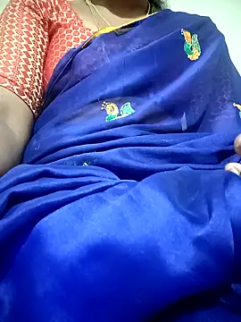 Snapshot of Cute-chinny chatting on February 7, 2025, 5:40 pm Cute-chinny online show from February 7, 2025, 5:40 pm