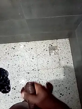 Zoy1 online show from September 20, 2025, 12:06 pm