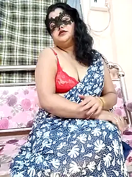 Snapshot of hottbabycam chatting on June 26, 2026, 2:43 pm hottbabycam online show from June 26, 2026, 2:43 pm