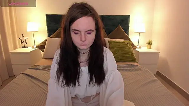 AmA lia  online show from February 7, 2025, 8:22 am