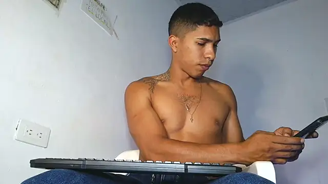 maximo vega newv online show from February 11, 2026, 11:54 pm