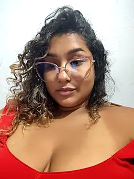 BrendaGirs online show from April 6, 2026, 4:46 am