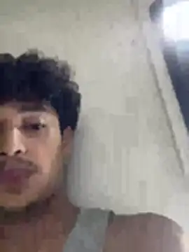 Snapshot of slimm2x chatting on July 10, 2026, 5:45 am slimm2x online show from July 10, 2026, 5:45 am