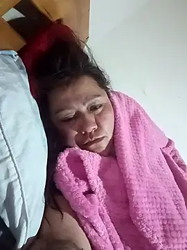 Snapshot of Darly_Gomez chatting on September 13, 2025, 2:22 am Darly Gomez online show from September 13, 2025, 2:22 am