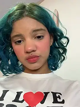 Lolabonitacam online show from February 25, 2026, 12:59 pm