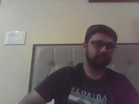 SexyyMotaLund57 online show from February 28, 2026, 2:18 pm