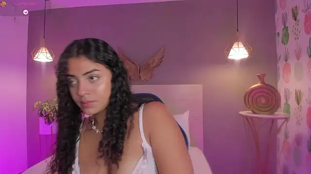 yaya23x online show from April 5, 2026, 2:03 pm