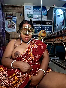 Real Desi Couple online show from April 1, 2026, 6:05 pm