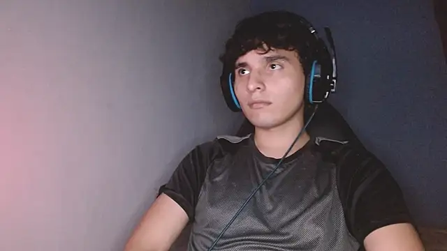 Charley quin online show from October 19, 2025, 3:07 am