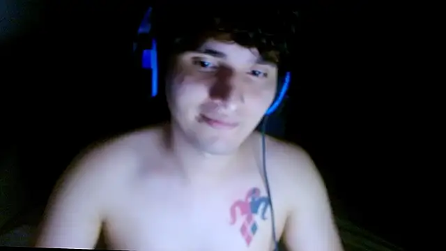 Charley quin online show from April 17, 2026, 11:52 pm