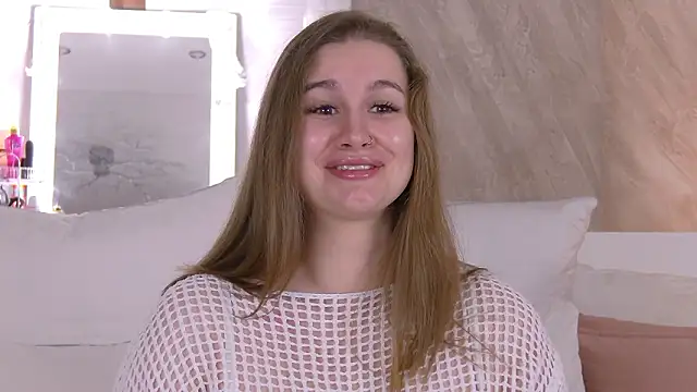 EllieHayes online show from January 18, 2026, 10:57 pm