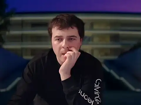 CuteMan33 online show from December 16, 2025, 11:32 pm