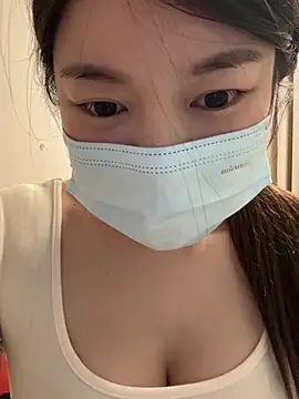 lululu-sweet online show from December 19, 2024, 4:57 pm